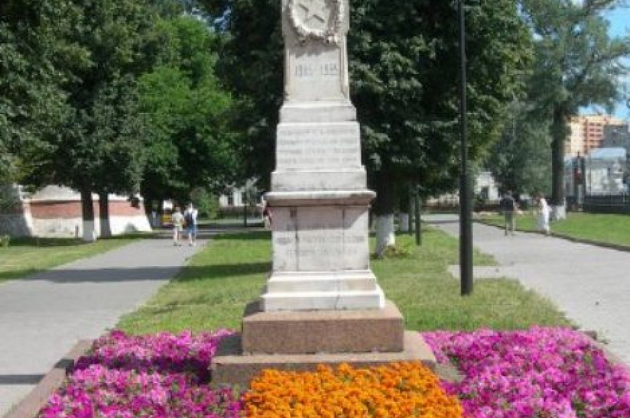 Monument to Karl Marx фото 1