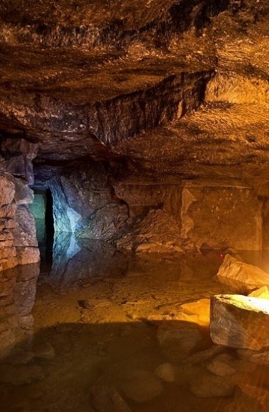 Byakovo Stone Pits and Gremyacheye Caves