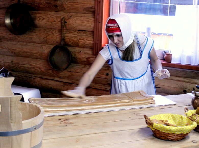 Production of Pastila "Staryye Traditsii" (Old Traditions)