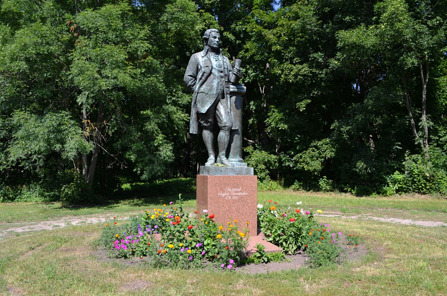 Monument to Bolotov фото 1