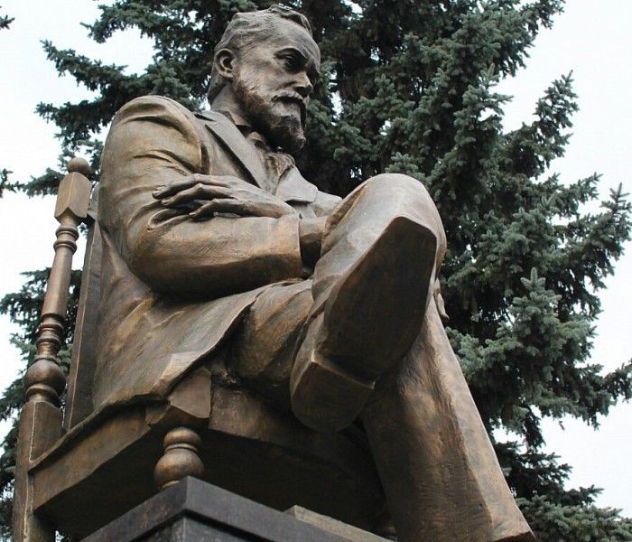Monument to Gleb Uspensky фото 2