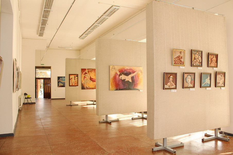 Exhibition hall фото 2