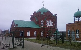 Holy Trinity Church (Uzovaya)