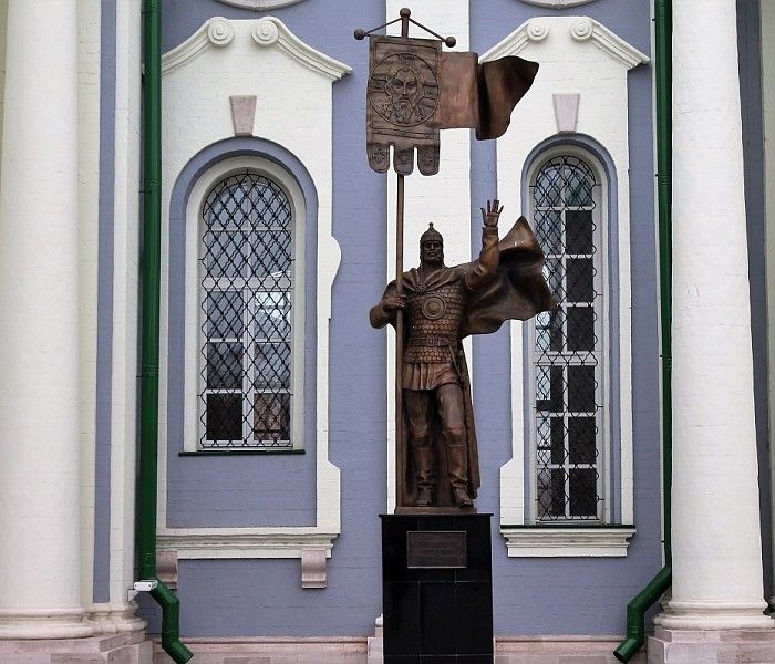Monument to Dmitry Donskoy in Tula фото 1