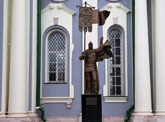 Monument to Dmitry Donskoy in Tula фото 1