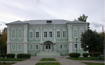 Batashyov House in Komsomolskaya str.
