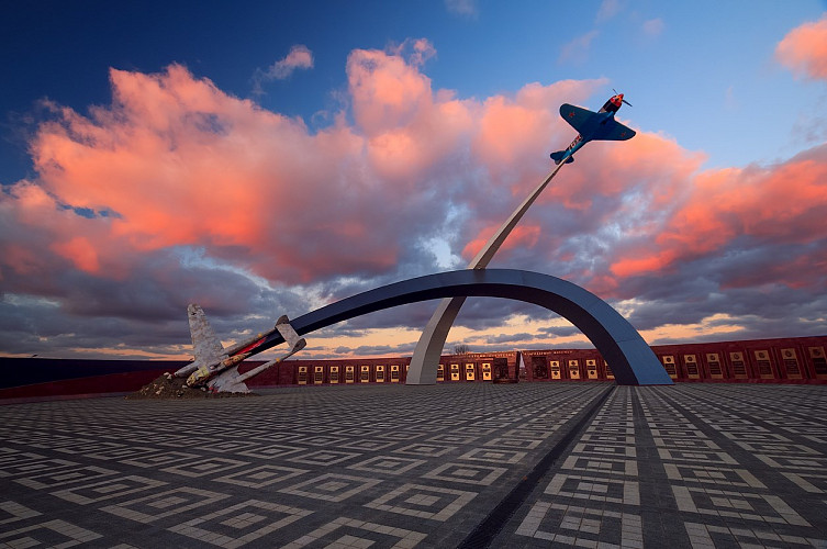 Memorial to the Defenders of the sky of the Fatherland фото 1