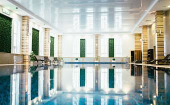 Swimming pool at GRUMANT Resort & SPA