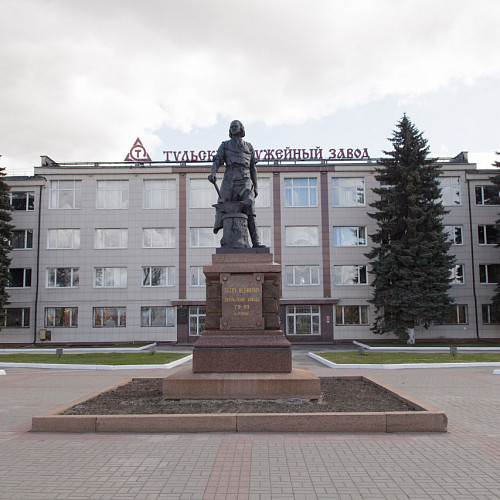 Monument to Peter the Great фото