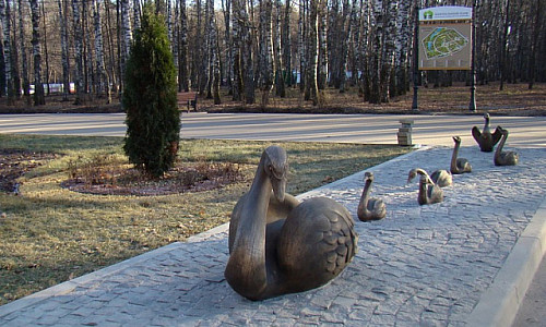 Lebedinoye Ozero Sculpture фото